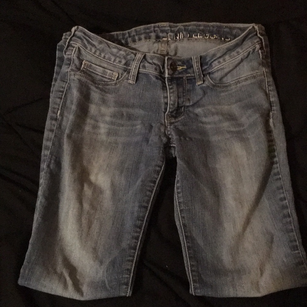 Bullhead Light Skinny Jeans